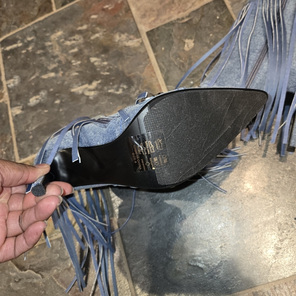 Azalea Wang Blue Denim Fringe Women's Shoes - Picture 5 of 6